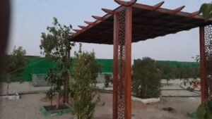 مظلات بديل الخشب